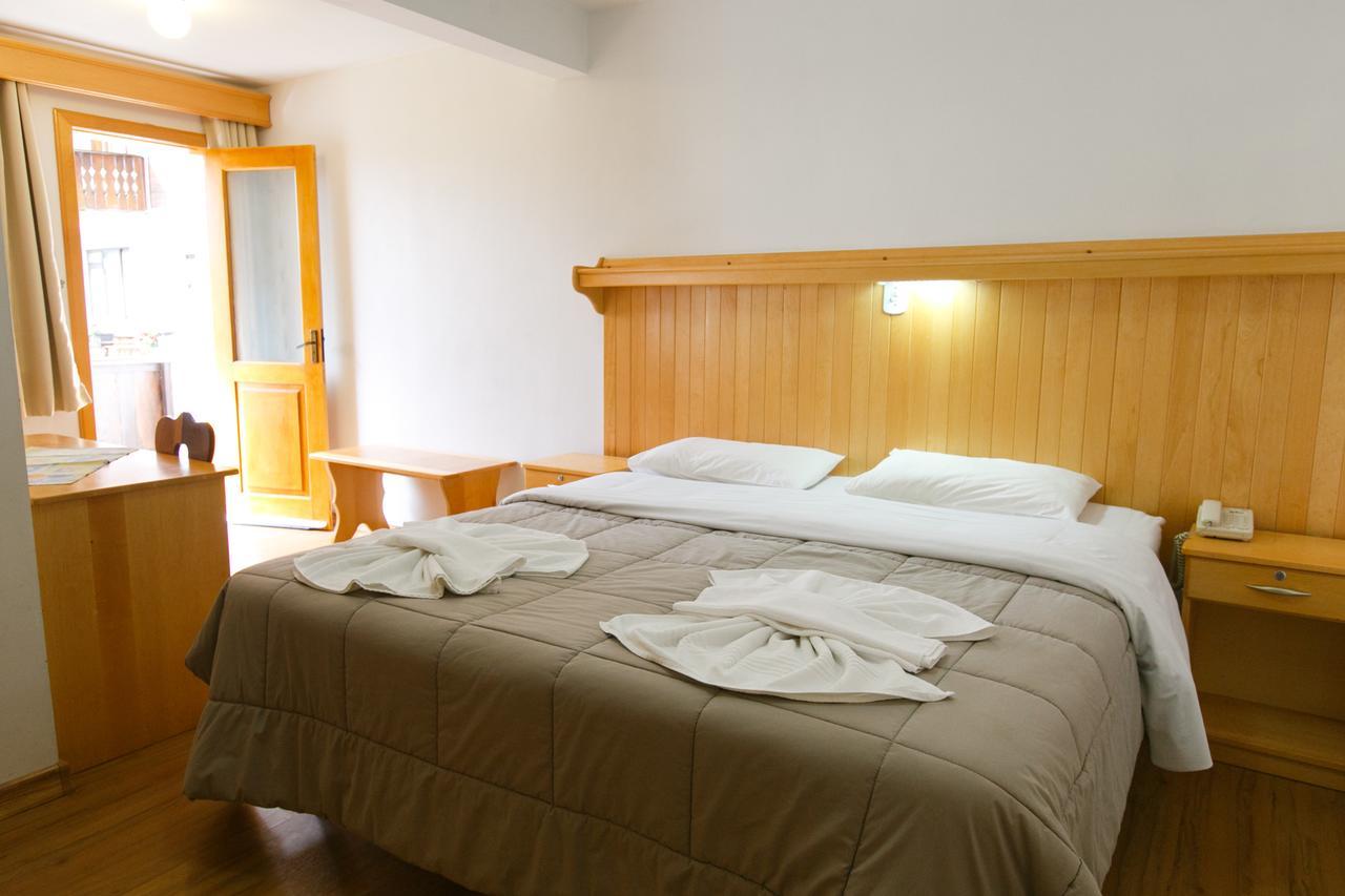 Hotel 13 Linden Трезі-Тіліас Екстер'єр фото